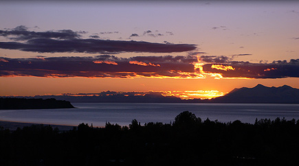 Yesterday's sunset view from room 1207 at the Inlet Tower hotel in Anchorage. (2007)